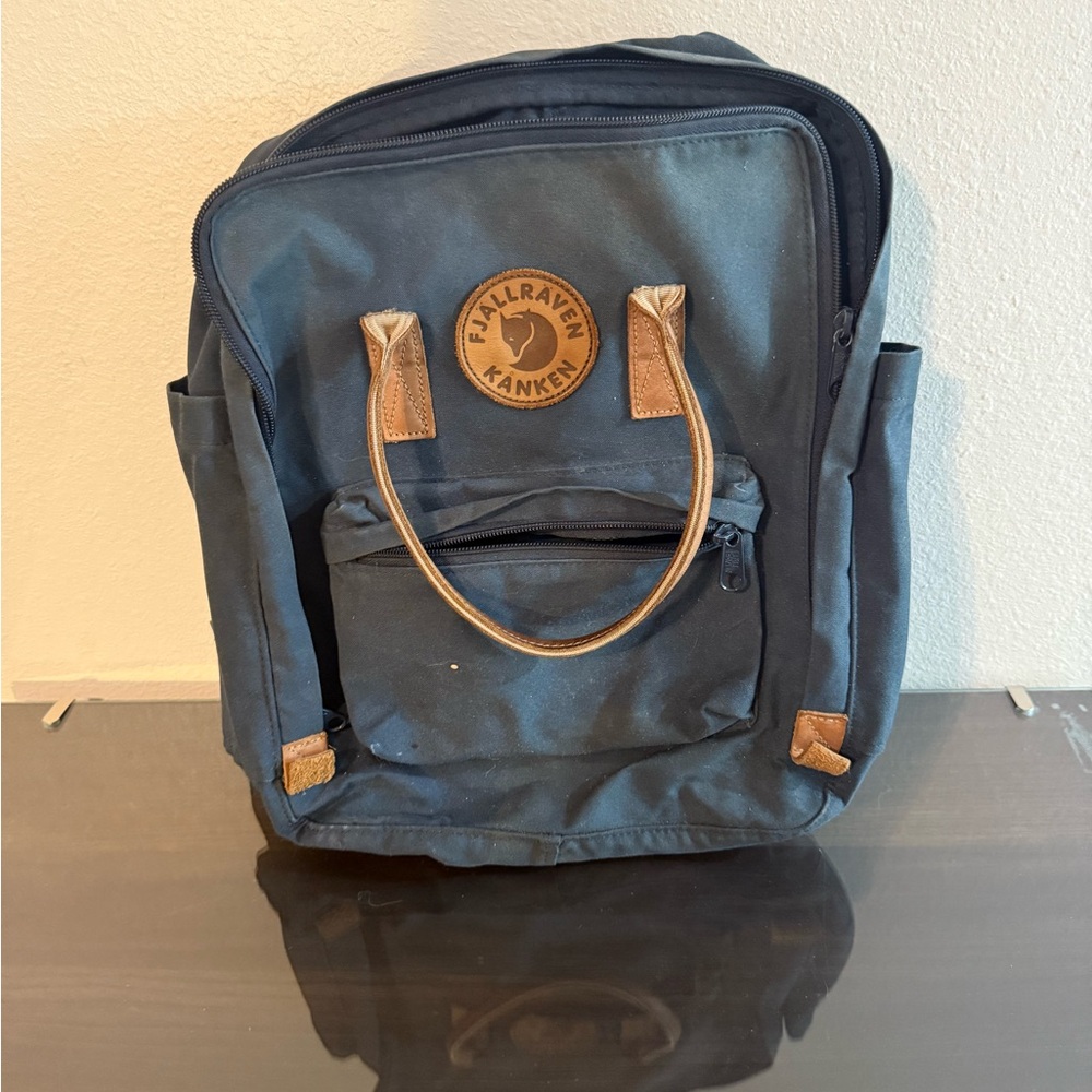 Kånken Black Backpack